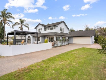 Modern Living With Space And Views