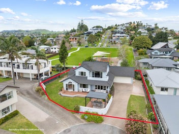 Modern Living With Space And Views