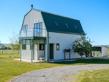 Lifestyle, Views and Versatility