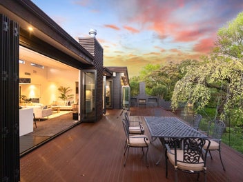 Unrivalled Executive Home in a Park-like Setting