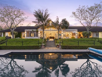 ELEVATED RESORT-STYLE ELEGANCE