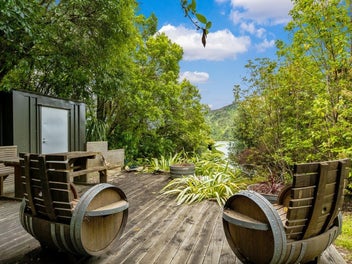 Your Mahakipawa Haven, Sun. Space. Serenity.