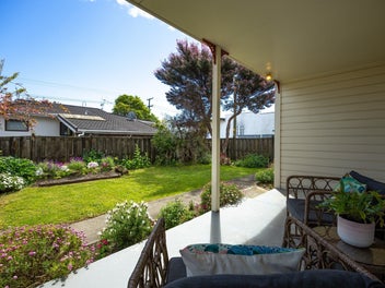 Bright & Beautiful Character Gem in Tahunanui