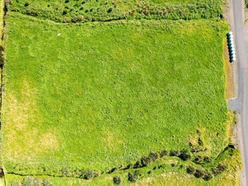 Well located - Great views!