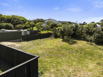 Brighton Beach Section – Build Your Coastal Dream