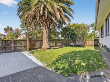 Endless potential in a prime coastal location