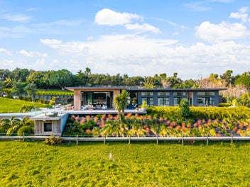 Soul Sanctuary: The Jewel In The Crown