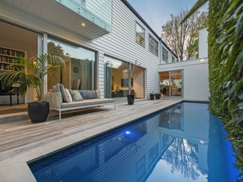 Understated Elegance, Poolside Bliss