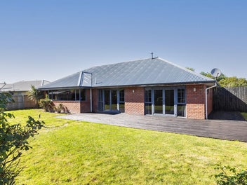 SERIOUSLY SELLING IN WOODEND