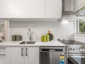 IMMACULATE LOCK & LEAVE - TWO DOUBLE BEDROOM UNIT!