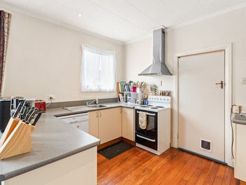 Stop Renting And Get On The Property Ladder!!!