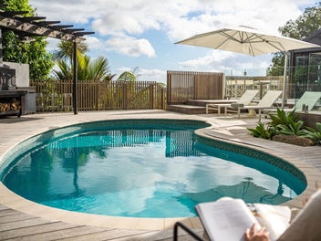 Rural Luxury Near Te Arai Links