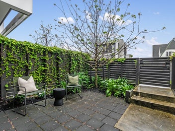 Quiet, Desirable St Heliers Living