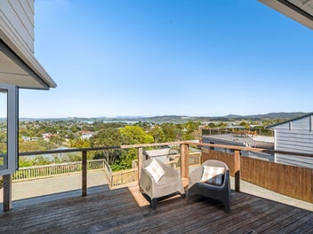 A Home with Position and Harbour Views
