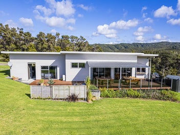 Elevated Dual-Dwelling Sanctuary