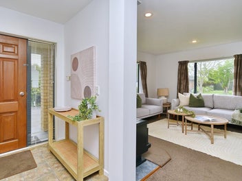 Vacant & Ready For You!!