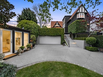 Timeless Charm, Modern Sophistication