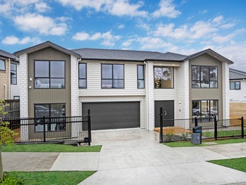 Family Living in a Premium Reserve-Facing Location