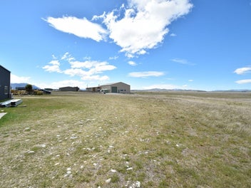 Secure Your Slice of Pukaki Airport
