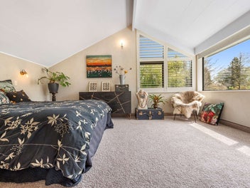 Style & Sophistication