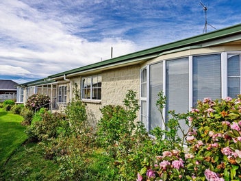 An appealing family home in Rosedale
