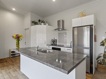 Smart Living in Popular Millhaven