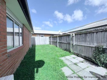 A Perfect Home for 45+! Freehold Title!