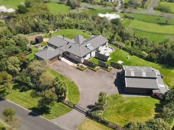 Lifestyle with Views, Shed and Location