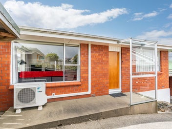 Move in, relax, and start enjoying the easy life!