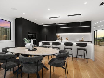 Sophisticated Style Meets Scenic Serenity