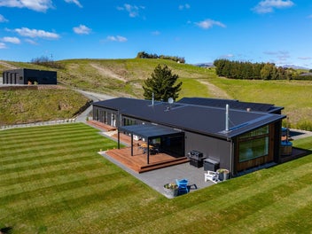 Motivated vendors seeking offers - New price