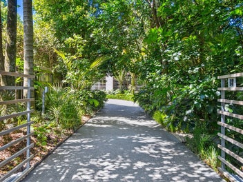Architectural oasis in the heart of Remuera