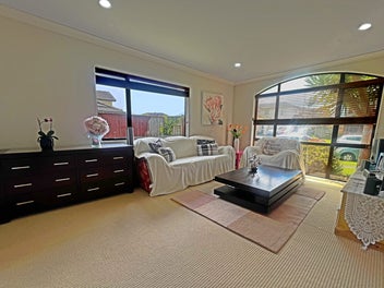 The Perfect Family Home in an Unbeatable Location