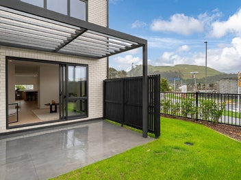 Family spacious home with park views