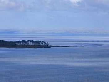 Elevated Living, Unbeatable Views!