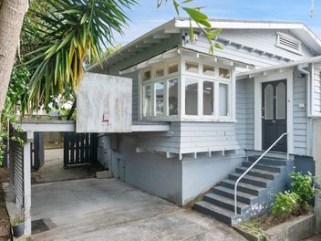 DO ME UP & EXPERIENCE THE MAGIC