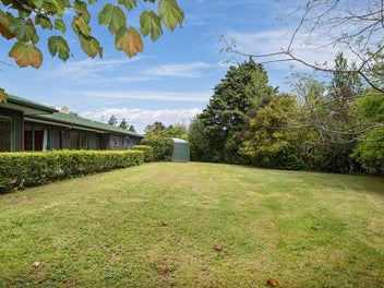 Semi Rural but Close to Town!