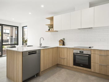 Brand New Fletcher with private courtyard