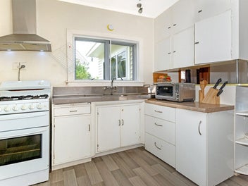 Stop Renting, Start Owning! Perfect Starter!