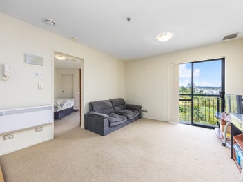 Cheap & Cheerful in High Growth Area!