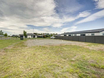 Premium position, concept plans available