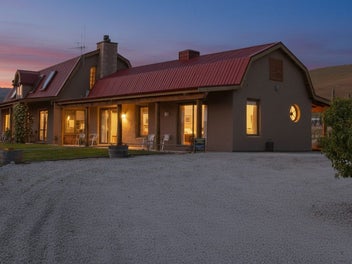 Comfort & Country Views