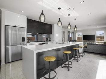 Generous 251sqm Home with Triple Garage