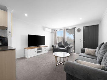 Easy to Manage and Zoned for Kauri Flats School