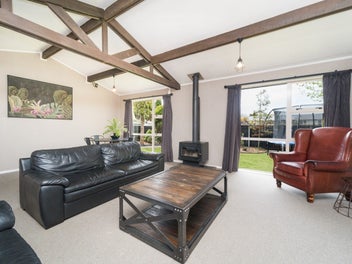 Owner on the Move – Must Be Sold!