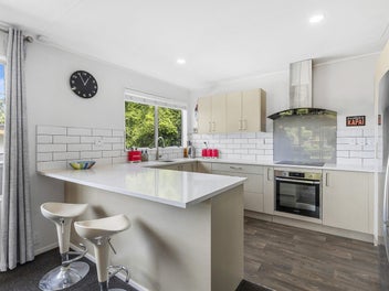 Modern Comfort Meets 1970s Charm