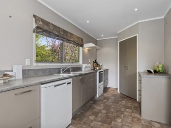 A Slice of Country Paradise!