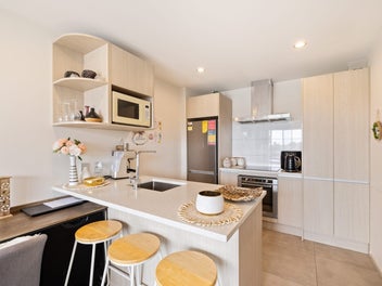 Modern & Central City Living