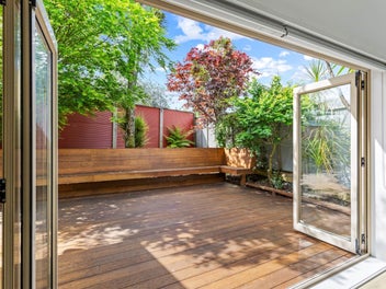 Spacious Renovated Home with Poetic Gardens