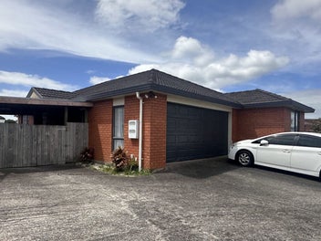 Mortgagee Auction - Great Family Home!